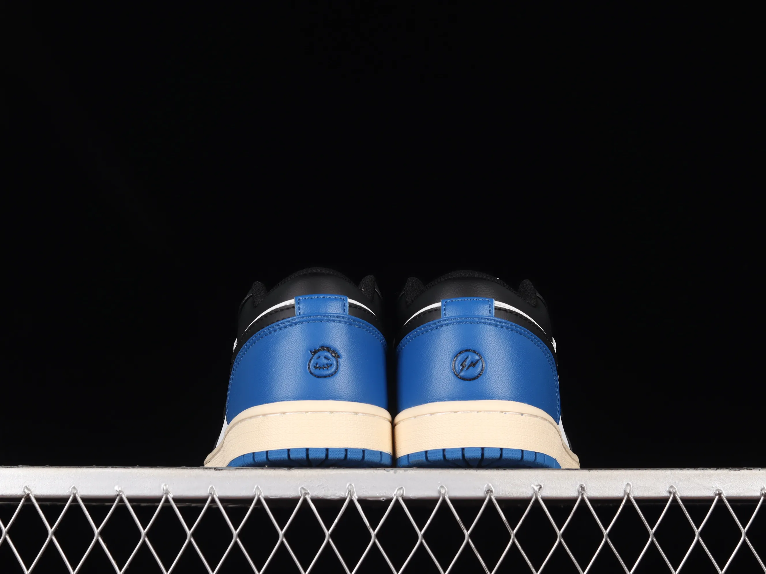 All categories Air Jordan Jordan series basketball shoes Air Jordan 1 Low Air Jordan 1 Low AJ1 Joe 1 black and blue Grimace DM7078-110